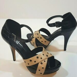 Rock & Republic~Size 9.5~Black/Beige Stiletto Heel